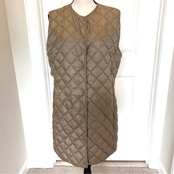Uniqlo Ultra Light Long Tan Quilted Packable Down Vest SZ XL - Picture 1 of 6